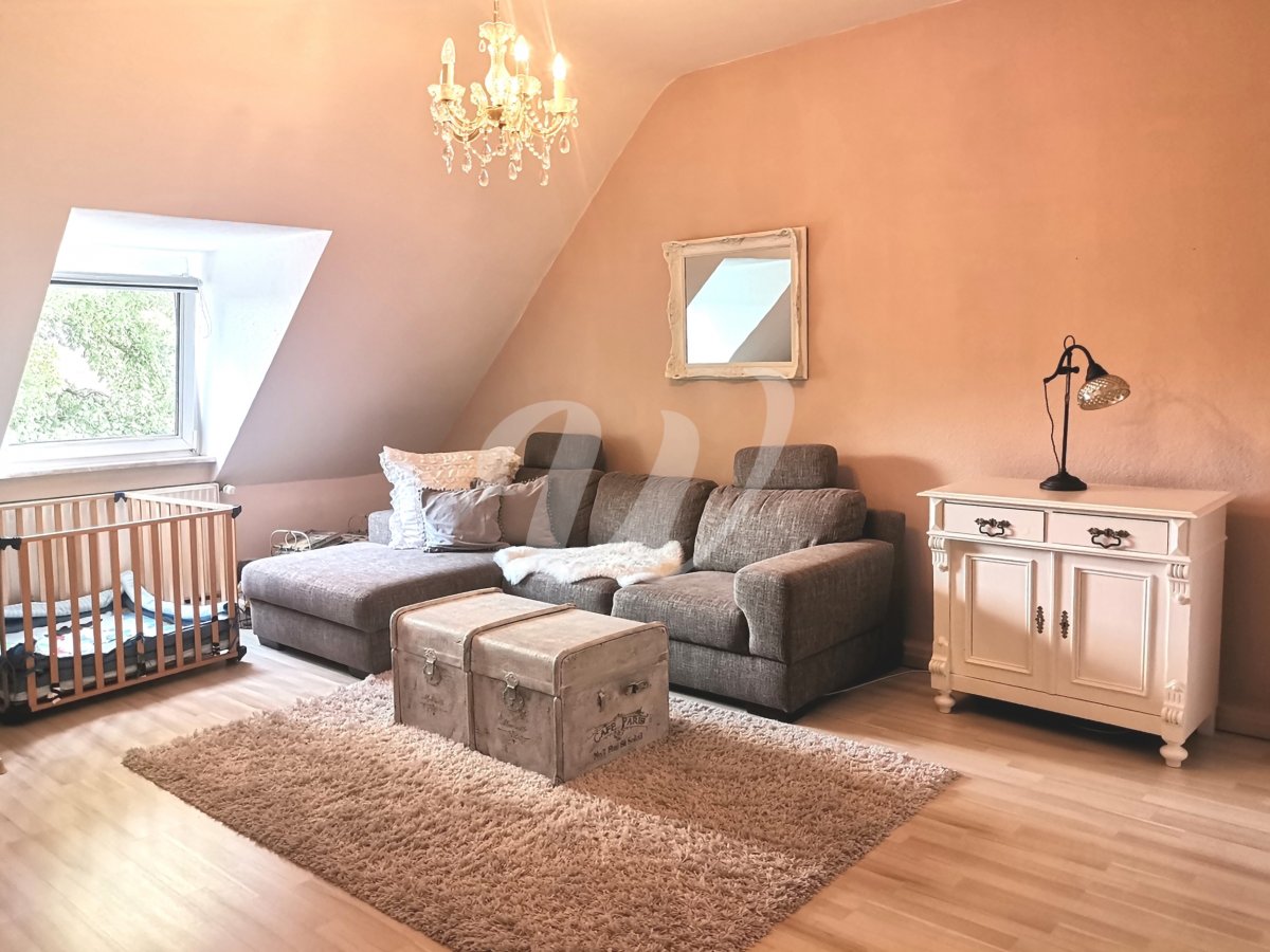 Vermietet: Dachgeschoss-Wohnung in Wiesbaden 72 m2 Wohnfläche, 2 Zimmer Wilke Immobilien: Ihr Immobilienmakler Frankfurt Wiesbaden Rhein-Main Vermietet: Dachgeschoss-Wohnung in Wiesbaden 72 m2 Wohnfläche, 2 Zimmer Wilke Immobilien: Ihr Immobilienmakler Frankfurt Wiesbaden Rhein-Main