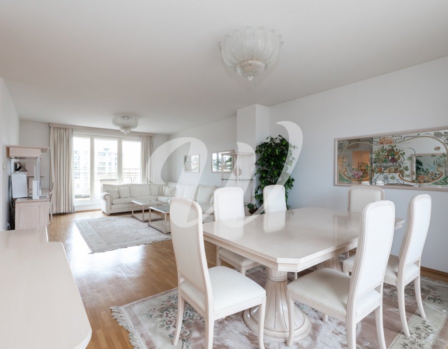 Penthouse-Etage im nördlichen Westend Bild 4