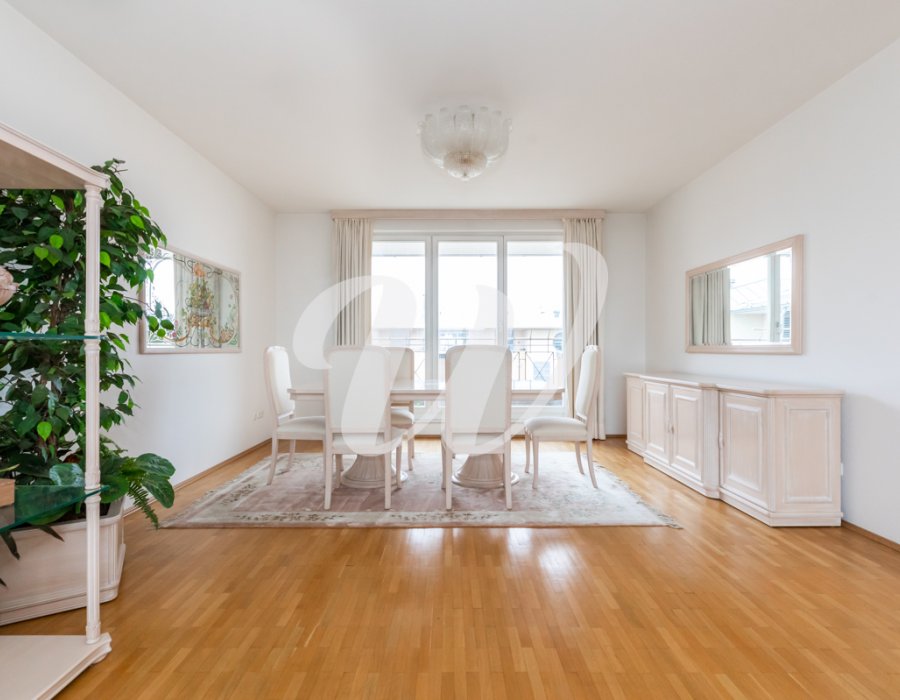 Penthouse-Etage im nördlichen Westend Bild 3