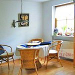 Helle 2-Zimmer-Wohnung mit Terrasse und Garten Bild 1