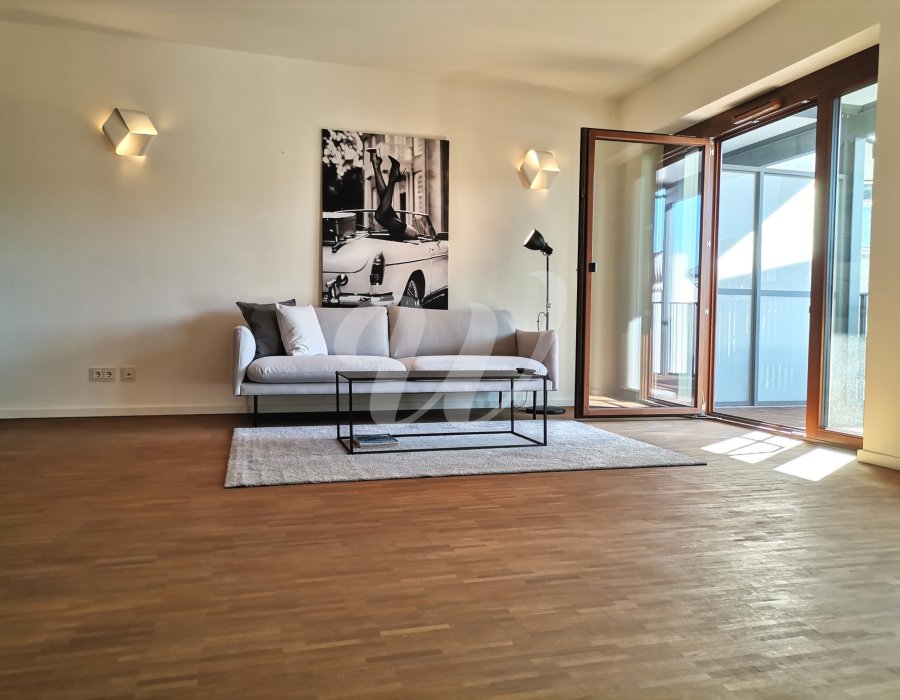 Sonnenverwöhnte 2-Zimmer-Wohnung mit Skyline-Blick Bild 4