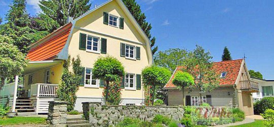 Charmantes Domizil liebevoll saniert Wilke Immobilien: Ihr Immobilienmakler Frankfurt Wiesbaden Rhein-Main