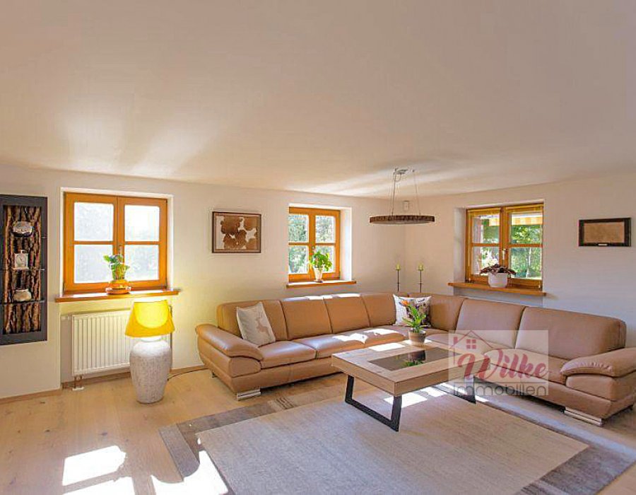 Uneinsehbares Parkgrundstück Bild 4