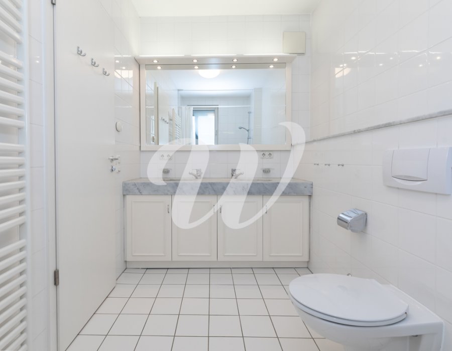 Penthouse-Etage im nördlichen Westend Bild 9