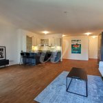 Sonnenverwöhnte 2-Zimmer-Wohnung mit Skyline-Blick Bild 3